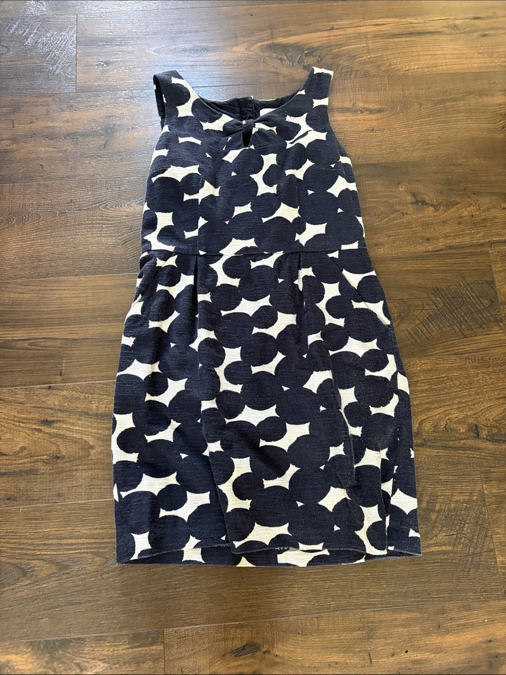 LOFT Navy and White Graphic Shift Dress